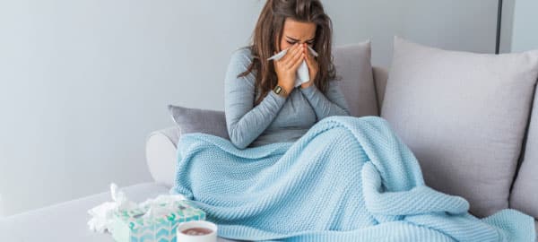 FFUC-Difference-Between-Flu-Vaccine-and-COVID-Vaccine-Flu-Symptoms-600x270