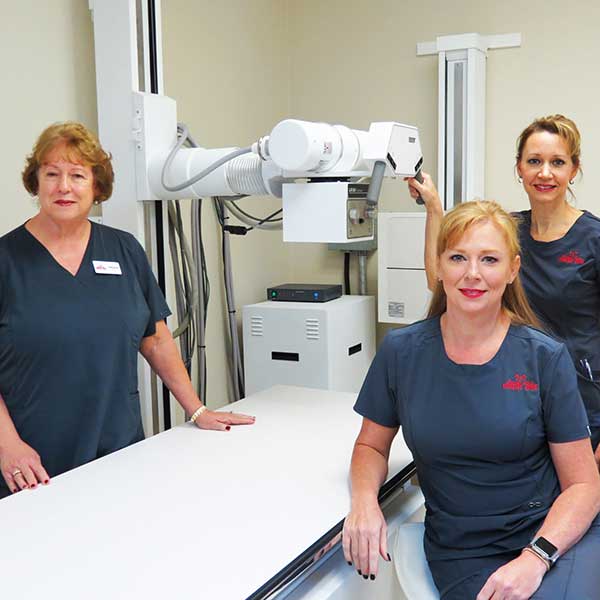 FFUC-X-Rays-In-House-Lab-Testing-Staff-600x600
